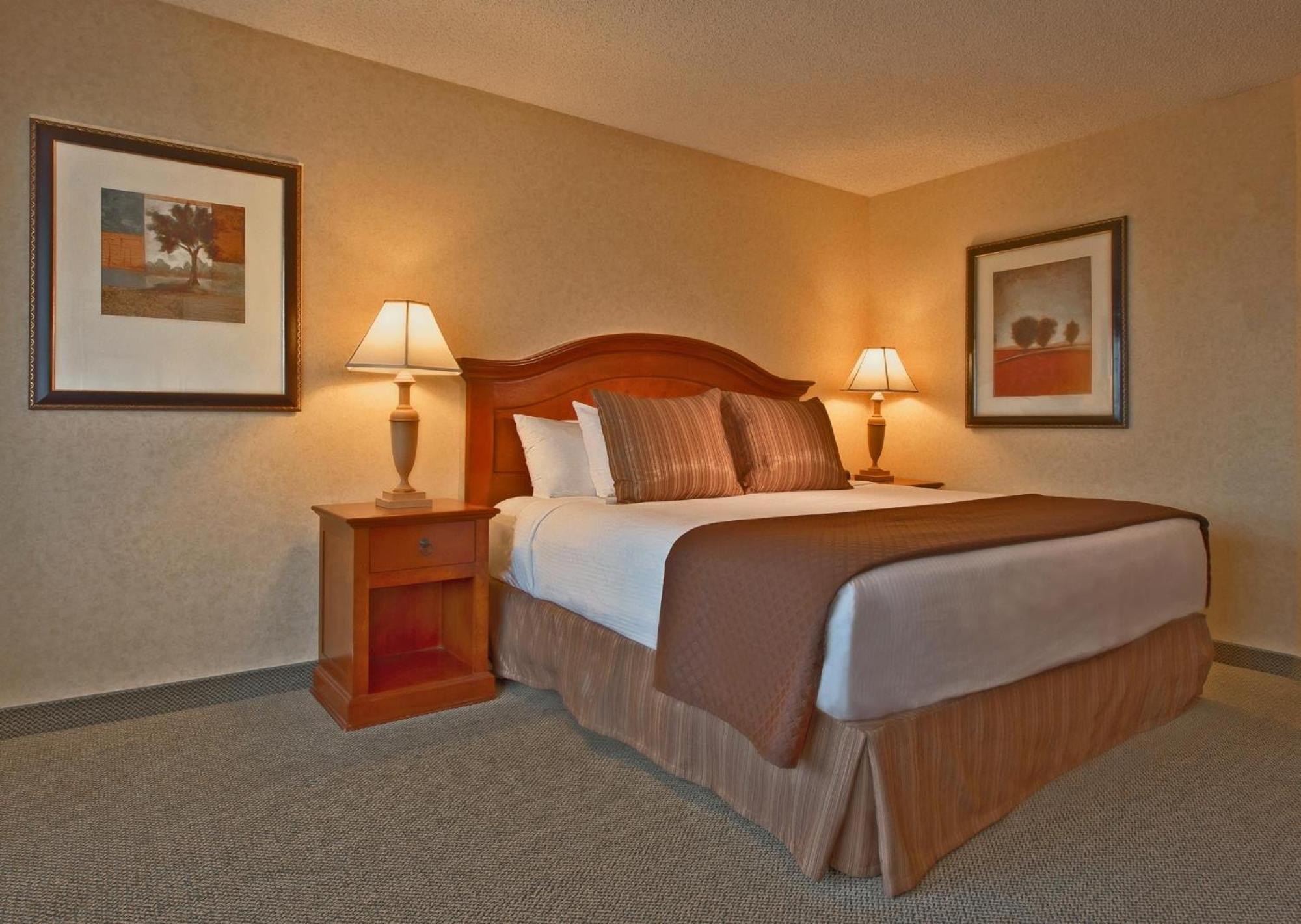 Red Lion Hotel Кус-Бей Екстер'єр фото