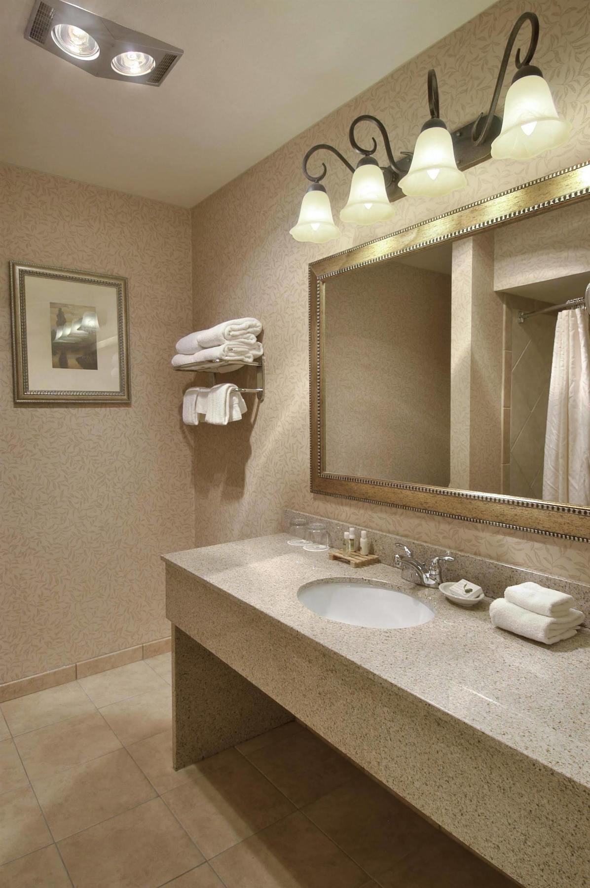 Red Lion Hotel Кус-Бей Екстер'єр фото